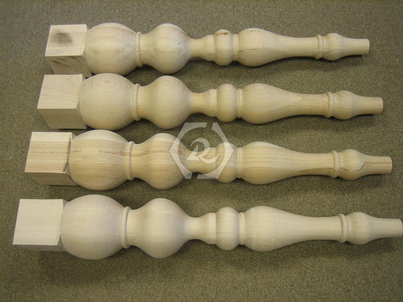 自動(dòng)刀臺(tái)數(shù)控木工車(chē)床樣品